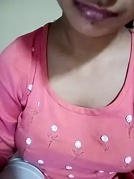 Snapshot of Piya_Ji chatting on 10.31.25 Piya Ji online show from 10.31.25