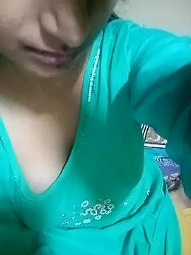 Snapshot of Piya_Ji chatting on 11.04.25 Piya Ji online show from 11.04.25