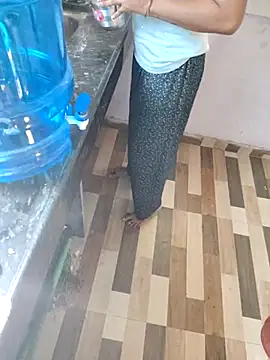 lovelygirl4567 online show from 03.18.25