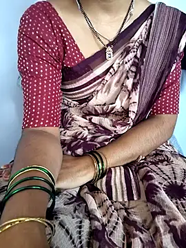 lovelygirl4567 online show from 01.08.26