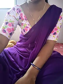 lovelygirl4567 online show from 04.18.26