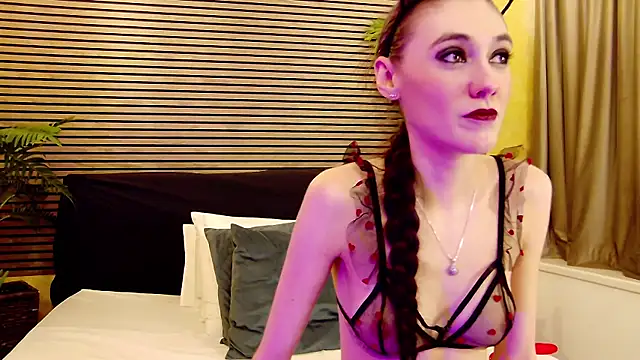 SamaraSinn online show from 01.26.25