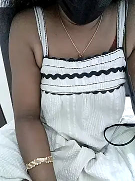 Snapshot of Tamil_Vishalini chatting on 02.06.25 Tamil Vishalini online show from 02.06.25