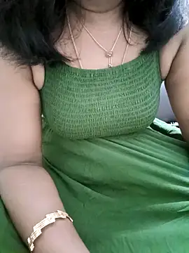 Snapshot of Tamil_Vishalini chatting on 11.08.25 Tamil Vishalini online show from 11.08.25