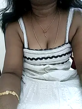 Snapshot of Tamil_Vishalini chatting on 11.09.25 Tamil Vishalini online show from 11.09.25
