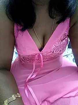 Snapshot of Tamil_Vishalini chatting on 11.17.25 Tamil Vishalini online show from 11.17.25