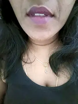 Snapshot of Tamil_Vishalini chatting on 12.01.25 Tamil Vishalini online show from 12.01.25