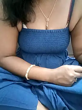 Snapshot of Tamil_Vishalini chatting on 01.16.26 Tamil Vishalini online show from 01.16.26