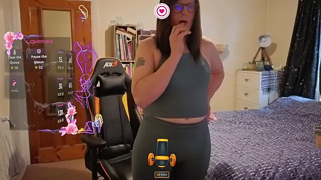 Snapshot of NaughtyCatherineClimax74 chatting on 11.15.25 NaughtyCatherineClimax74 online show from 11.15.25