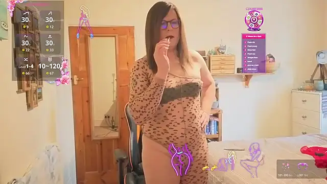 Snapshot of NaughtyCatherineClimax74 chatting on 11.23.25 NaughtyCatherineClimax74 online show from 11.23.25