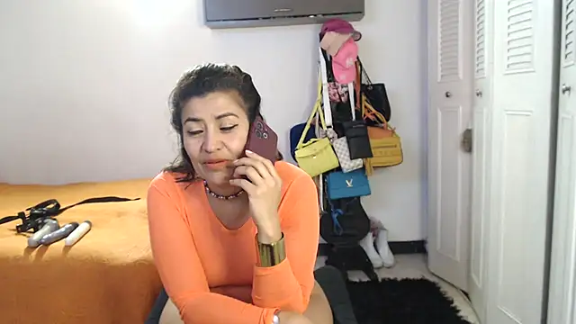 CamilaLix online show from 02.21.25