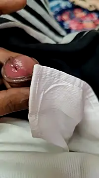 Snapshot of rashnak chatting on 02.17.25 rashnak online show from 02.17.25