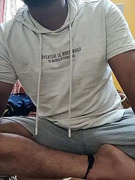 Snapshot of rashnak chatting on 10.16.25 rashnak online show from 10.16.25