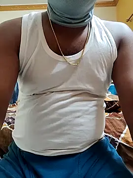 Snapshot of rashnak chatting on 12.22.25 rashnak online show from 12.22.25