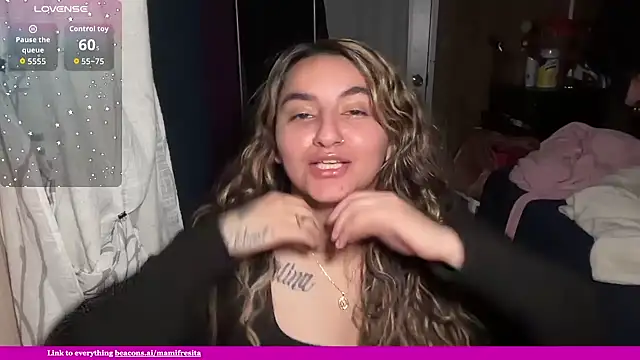 Snapshot of mamifresita chatting on 02.02.26 mamifresita online show from 02.02.26