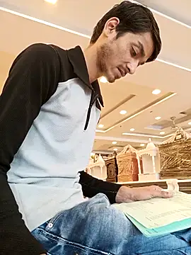 Tarun 0026 online show from 10.13.25