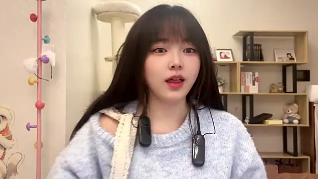 Chenjing0 online show from 11.02.25