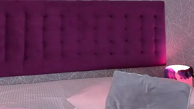 LiaCathaleya online show from 10.26.25