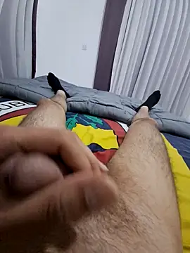 Snapshot of merty2233 chatting on 12.13.25 merty2233 online show from 12.13.25