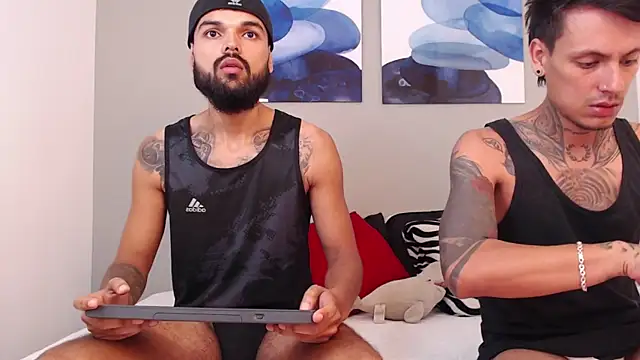 Snapshot of Emilio_Wolf chatting on 01.10.25 Emilio Wolf online show from 01.10.25