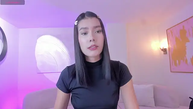 NiaSalvatore online show from 04.09.26