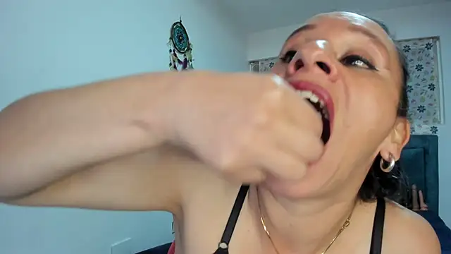 Snapshot of sofi_saliva2511 chatting on 01.13.26 sofi saliva2511 online show from 01.13.26