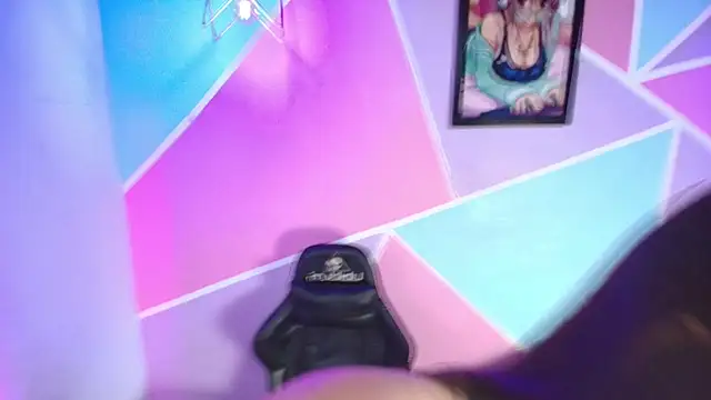 Snapshot of katy_handerson chatting on 11.29.25 katy handerson online show from 11.29.25