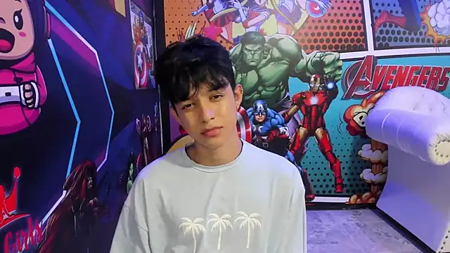 Snapshot of jisuscat chatting on 03.18.25 jisuscat online show from 03.18.25