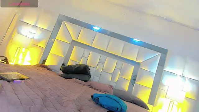 Gisele fox online show from 03.16.26