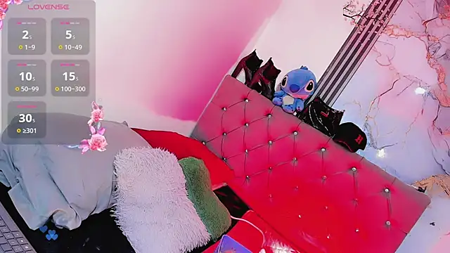 Snapshot of Gisele_fox chatting on 05.16.26 Gisele fox online show from 05.16.26