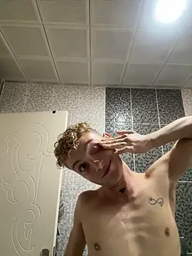 Snapshot of verici34 chatting on 11.21.25 verici34 online show from 11.21.25