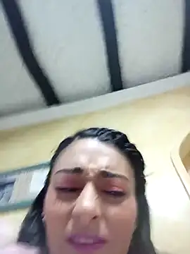 BELLA--26 online show from 02.15.25