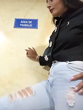 BELLA--26 online show from 03.06.25