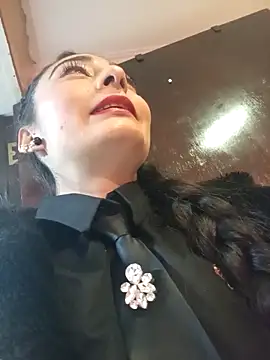 BELLA--26 online show from 03.19.25