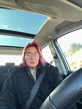 Snapshot of Mia-Fuchs chatting on 01.14.25 Mia-Fuchs online show from 01.14.25