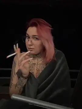 Snapshot of Mia-Fuchs chatting on 01.14.25 Mia-Fuchs online show from 01.14.25