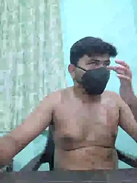 Snapshot of Desi_Heat chatting on 04.16.26 Desi Heat online show from 04.16.26