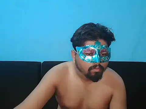 Snapshot of Desi_Heat chatting on 04.20.26 Desi Heat online show from 04.20.26