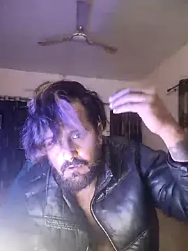 Snapshot of MAGNETICDADDY8 chatting on 01.03.25 MAGNETICDADDY8 online show from 01.03.25