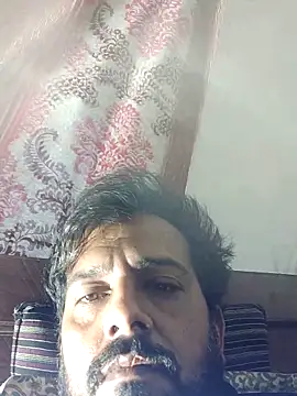 MAGNETICDADDY8 online show from 12.14.25