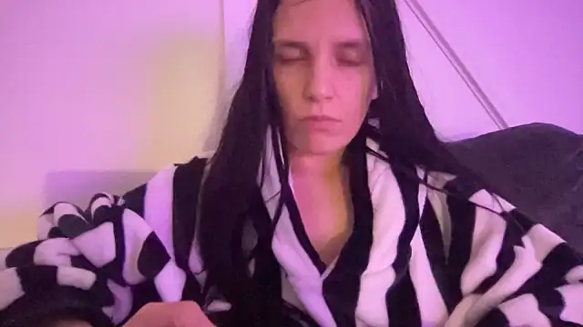 Snapshot of dixie_leigh chatting on 01.08.25 dixie leigh online show from 01.08.25