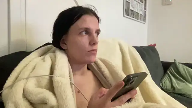 Snapshot of dixie_leigh chatting on 02.24.25 dixie leigh online show from 02.24.25