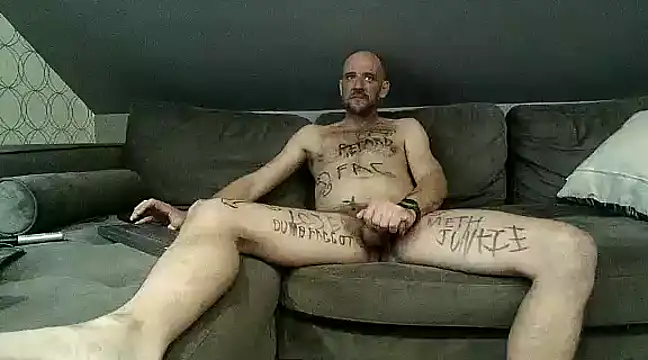 Snapshot of torontofag2use chatting on 01.25.25 torontofag2use online show from 01.25.25