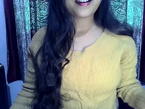 Snapshot of SIYA_MAVI chatting on 11.11.25 SIYA MAVI online show from 11.11.25