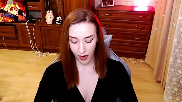 Snapshot of JessicaMurray chatting on 06.11.26 JessicaMurray online show from 06.11.26
