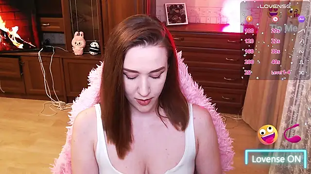 Snapshot of JessicaMurray chatting on 06.12.26 JessicaMurray online show from 06.12.26
