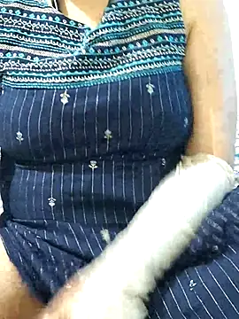 Snapshot of mallupriyapriya chatting on 07.04.26 mallupriyapriya online show from 07.04.26