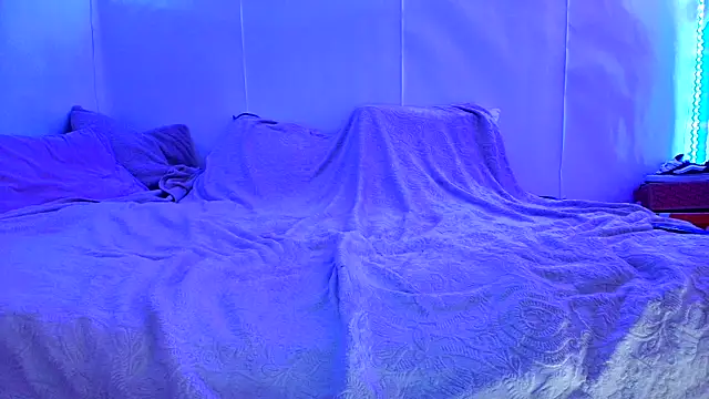 Amira bayby online show from 09.21.25