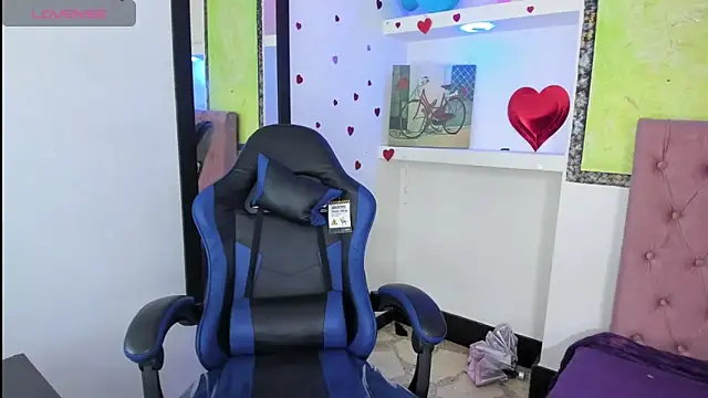 Anniee x online show from 03.30.26