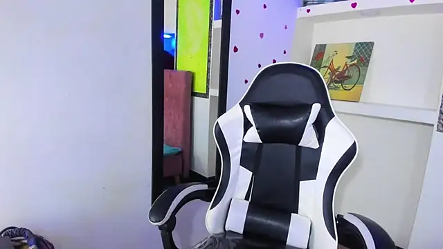 Anniee x online show from 05.23.26